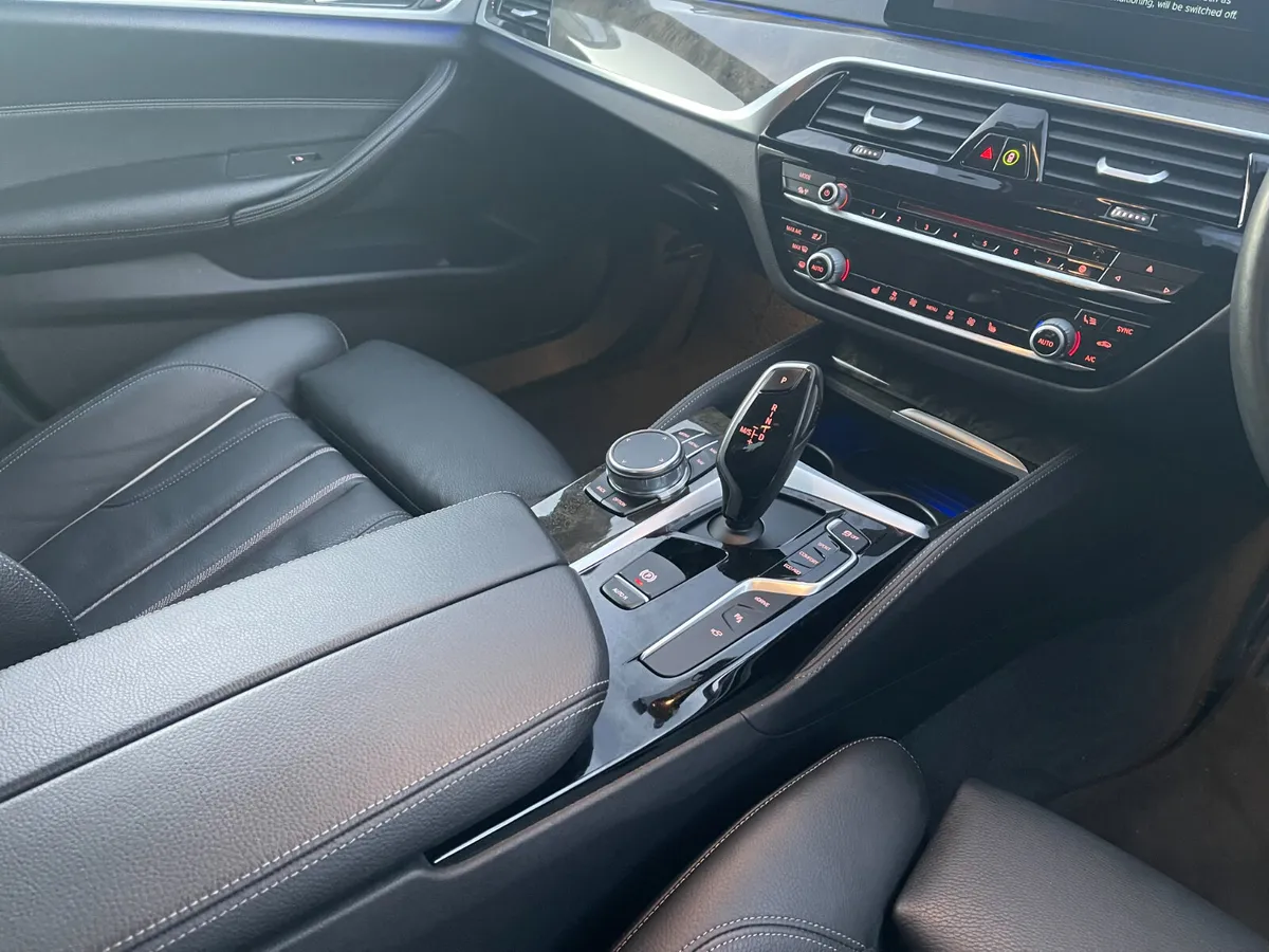 191 BMW 530E M-SPORT AUTOMATIC 4DR MODEL - Image 4