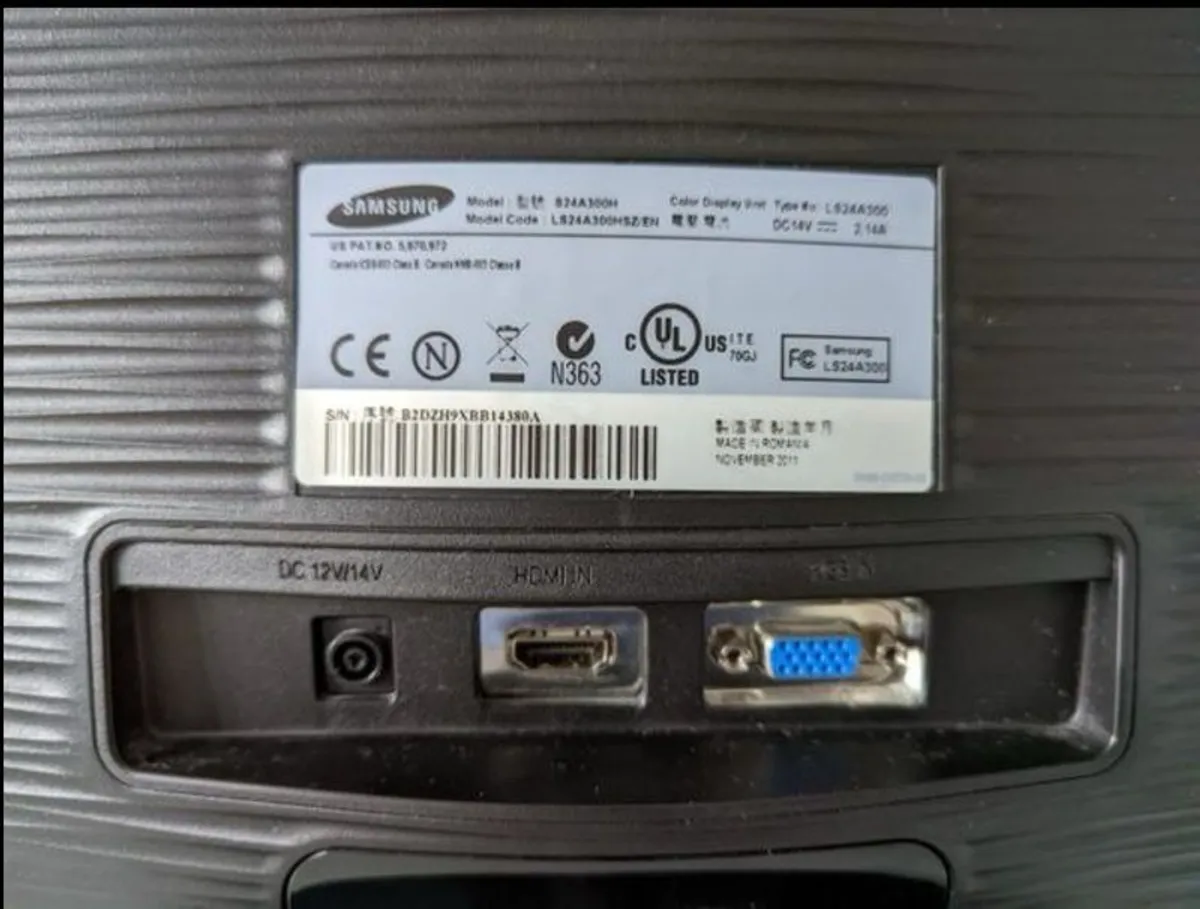 "Samsung 24inch monitor S24A300H" - Image 2