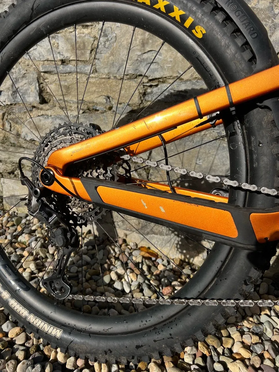 Trek Slash 9.8XT Gen 5 size large - Image 4