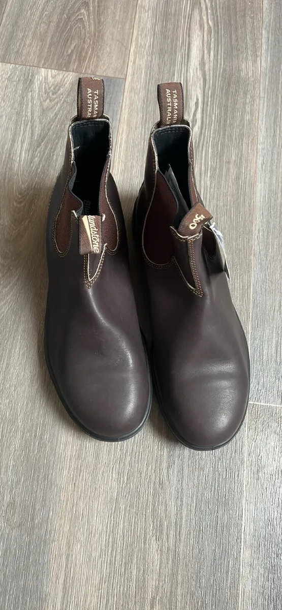 BLUNDSTONE BOOTS - Image 4