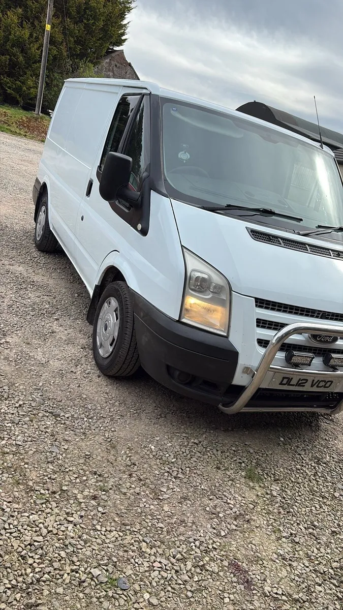 Transit van - Image 2