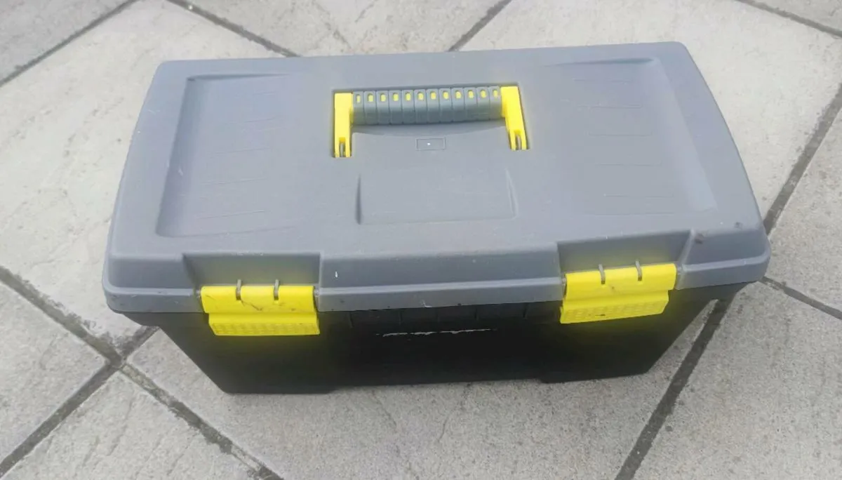 Tool box - Image 1