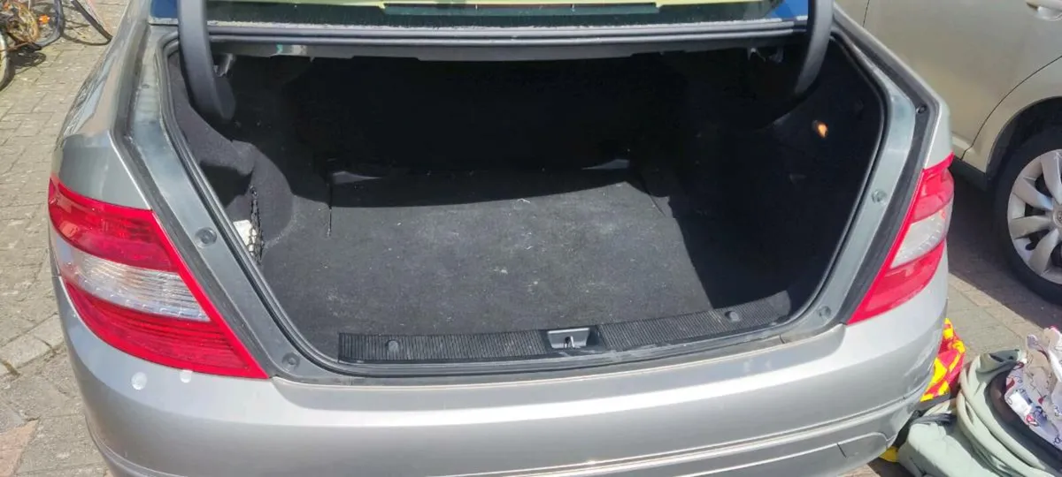 Mercedes c180 kompressor - Image 4