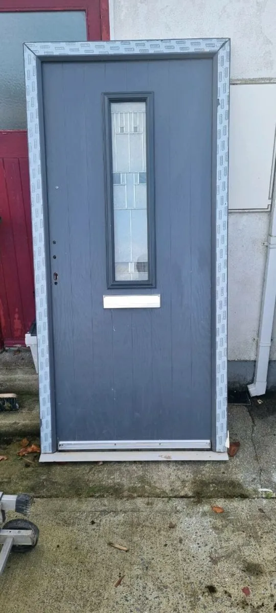 Composite door - Image 2