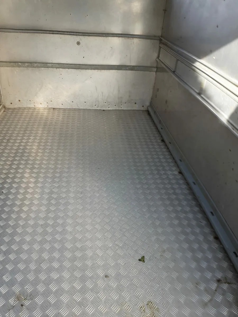 Cattle Trailer 10x 6 - Image 3