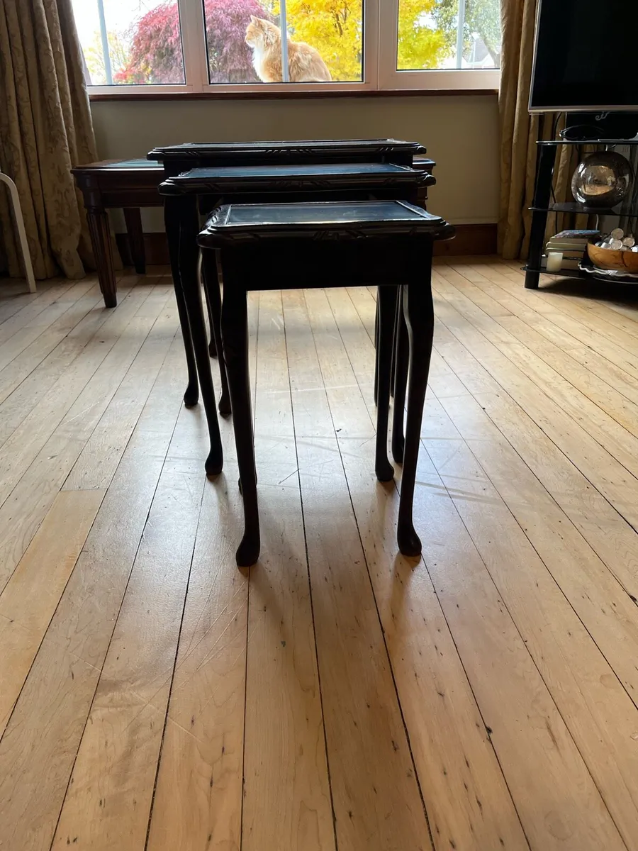 Nest of tables - Image 3