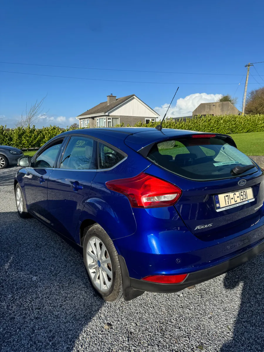 Ford Focus 2017 titanium 2017 diesel - Image 3