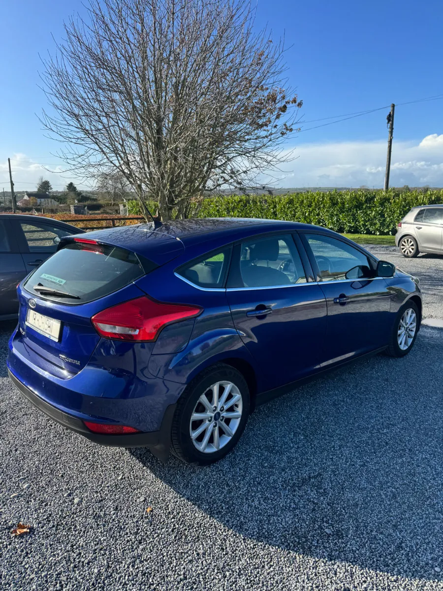 Ford Focus 2017 titanium 2017 diesel - Image 4