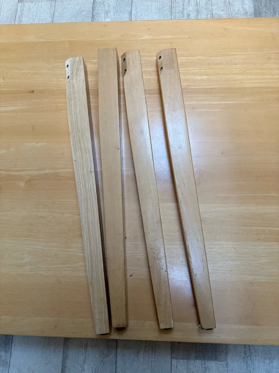 Dining table - Image 2