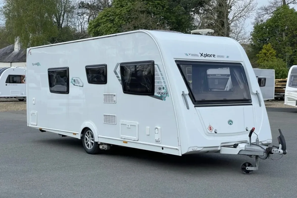 2018 Elddis 4 Berth Fixed Island Bed Caravan - Image 2