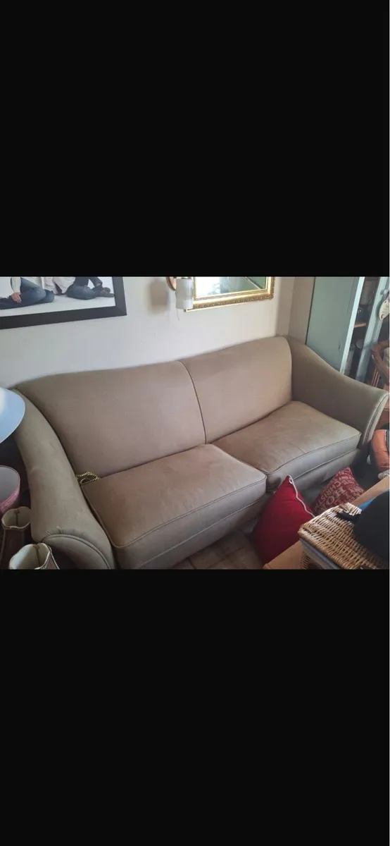 Couch for sale - Image 1
