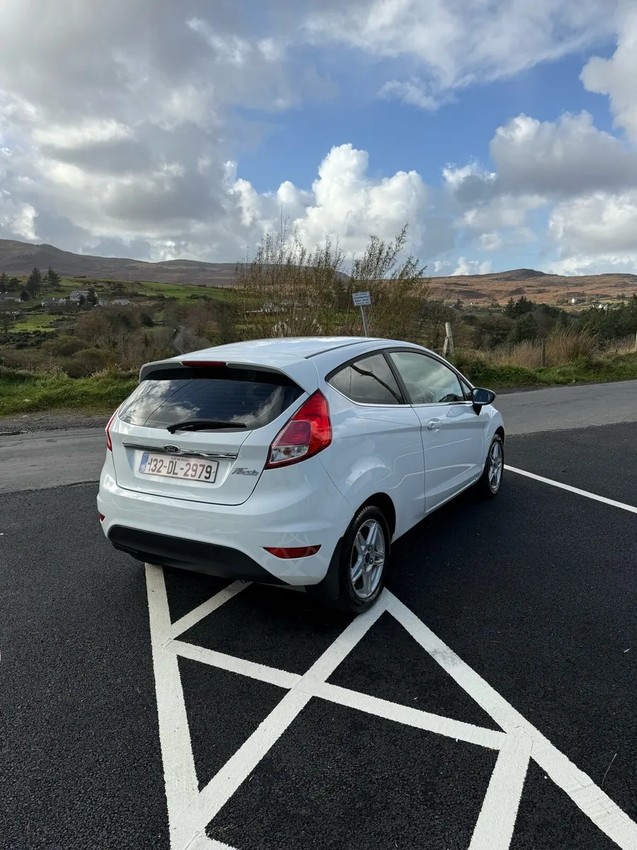 Ford fiesta - Image 4