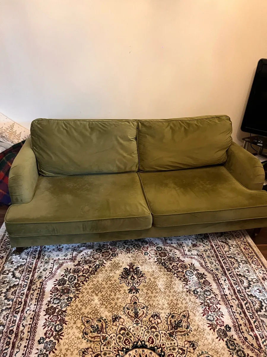 Couch - Image 2