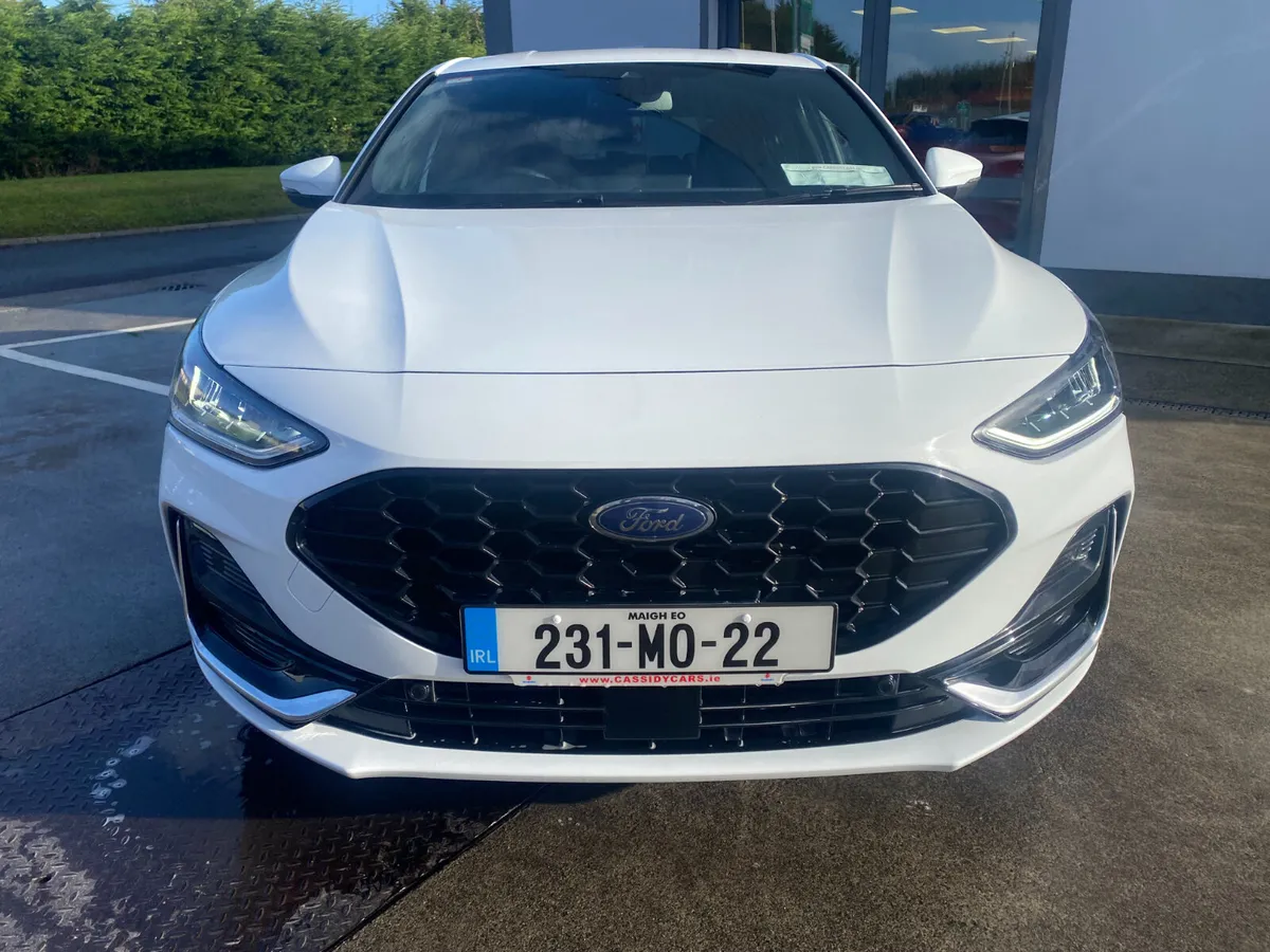 Ford Focus 2023 - Image 3