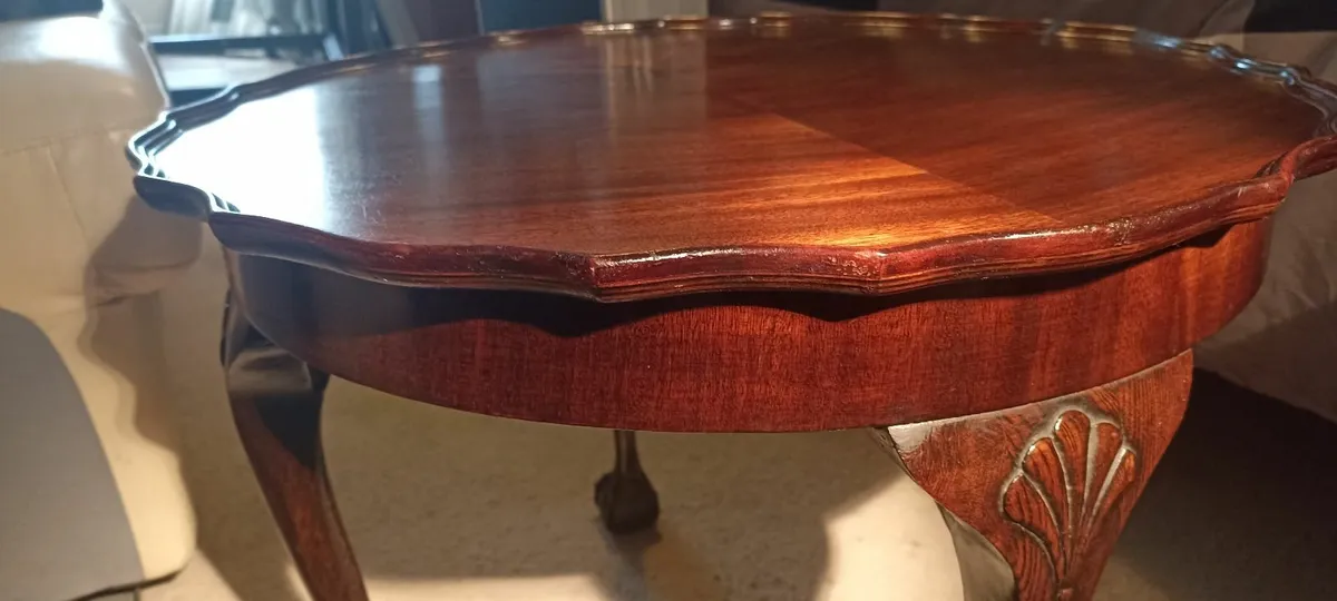 1950s Mahogany Circular Coffee Table - Image 1