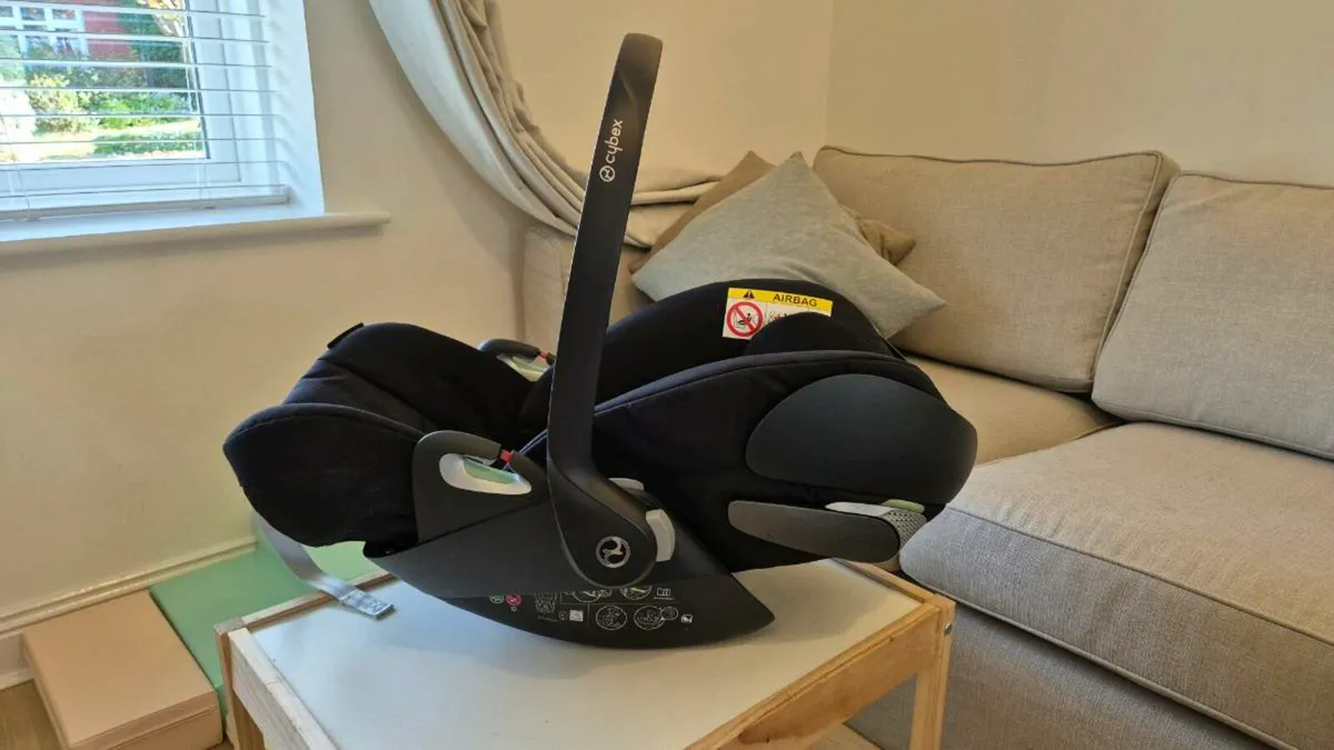 Cloud T i-Size Car Seat - Image 2