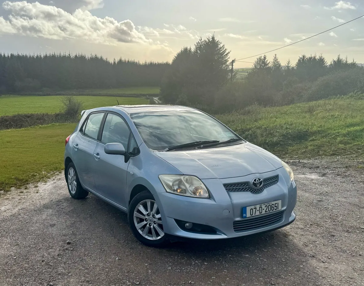 Toyota Auris - Image 1