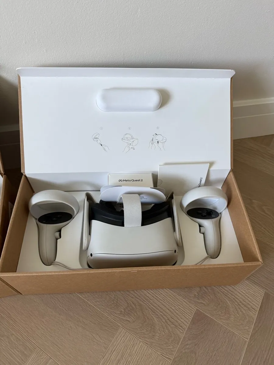 Meta Quest 2 x2 - Image 3