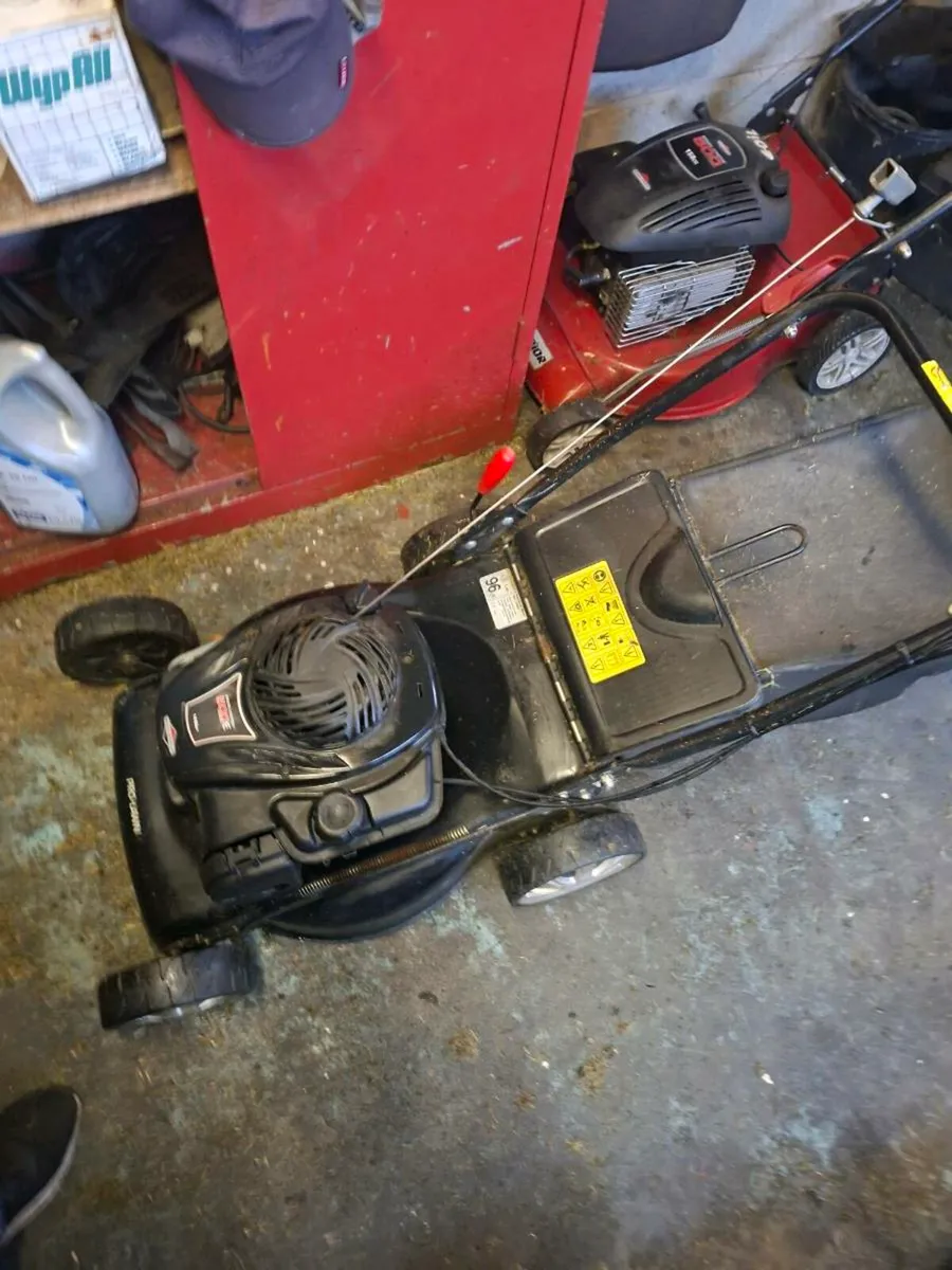 prolawn lawnmower  push v.g.c - Image 2