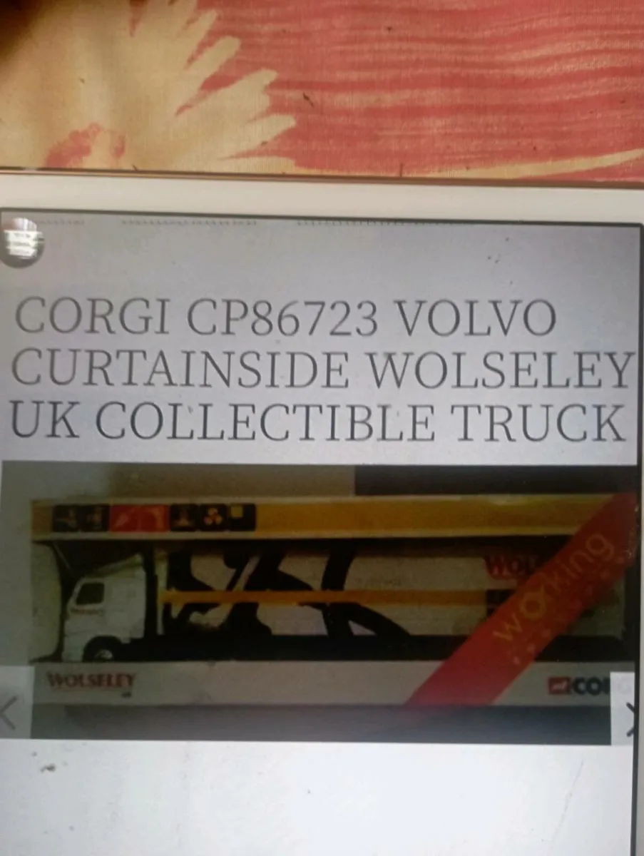 CORGI WORKING VOLVO  CURTAINSIDE  WOLSELEY   TRUCK - Image 1