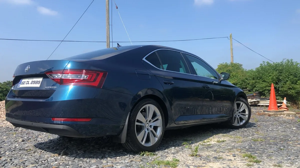 2016 Skoda Superb 2.0D SE L EXECUTIVE - Image 2