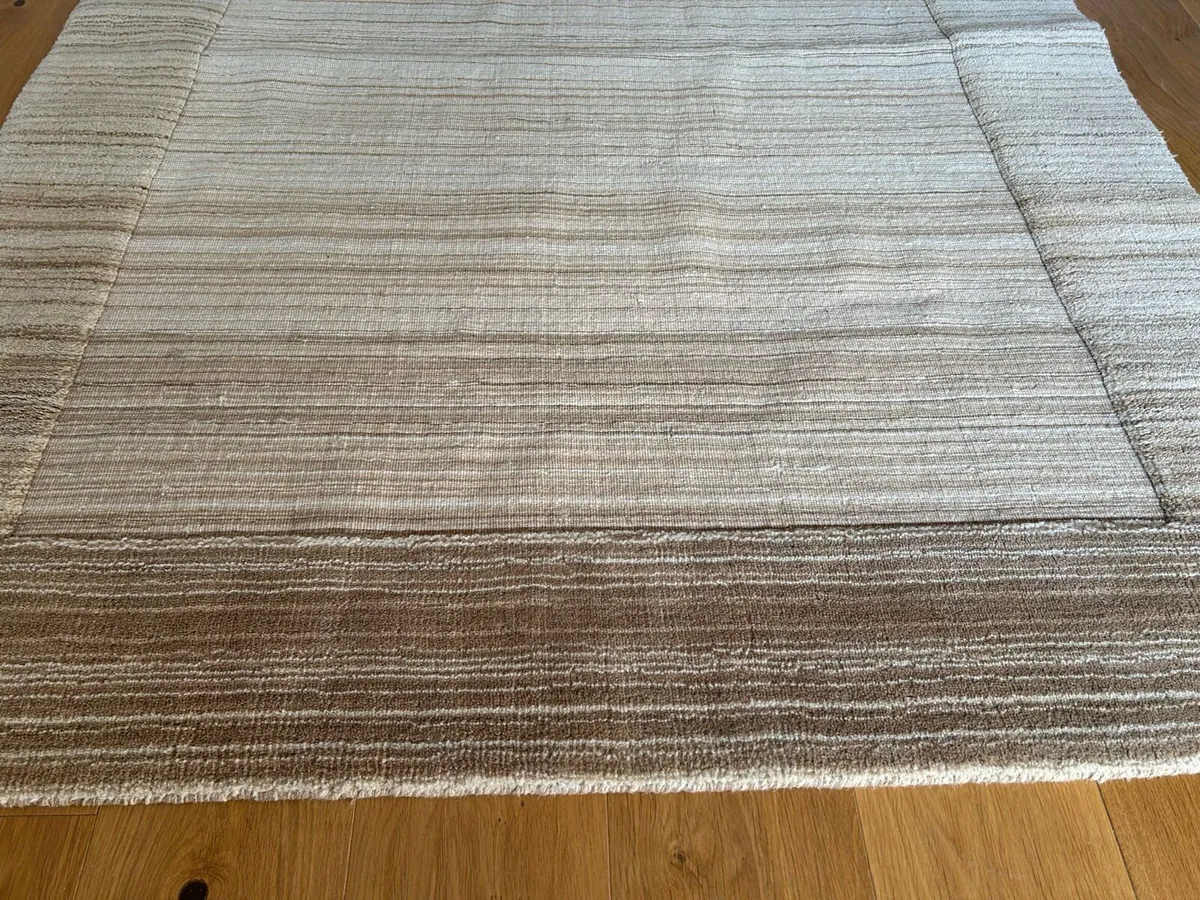 Rug 100% wool - Image 1