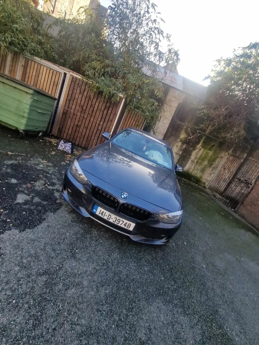BMW 3-Series 2014 - Image 2
