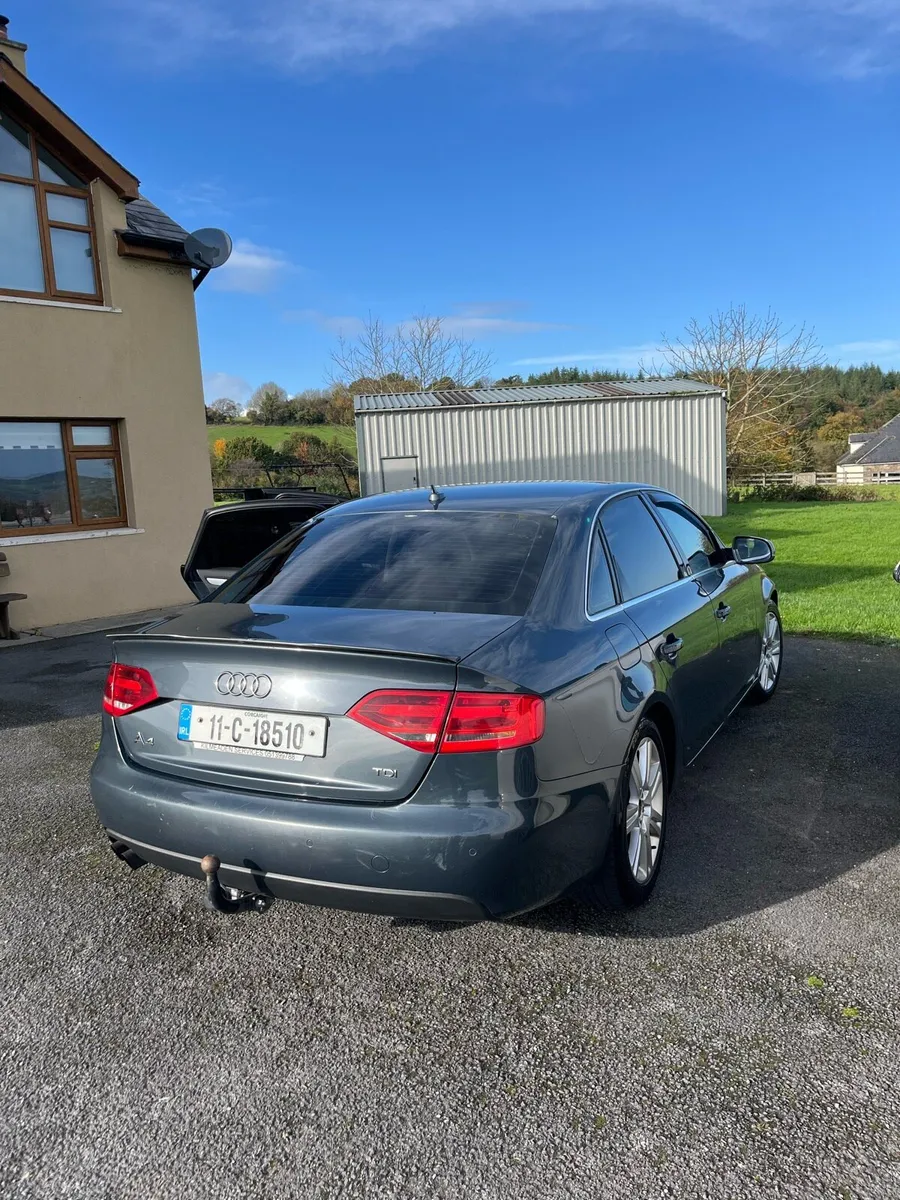 Audi A4 - Image 2