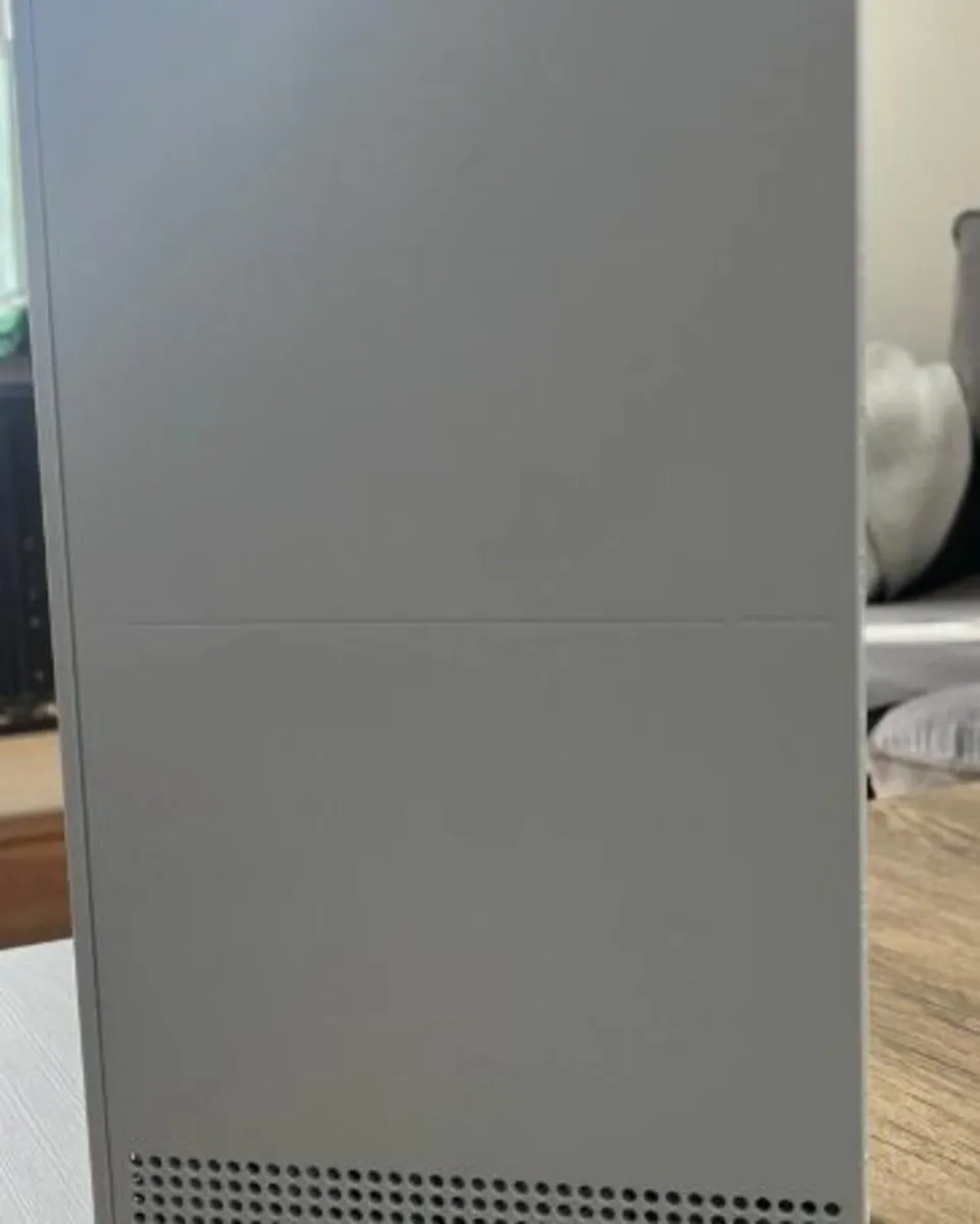 Xbox Series s (512GB) white + 3 months game pass - Image 4