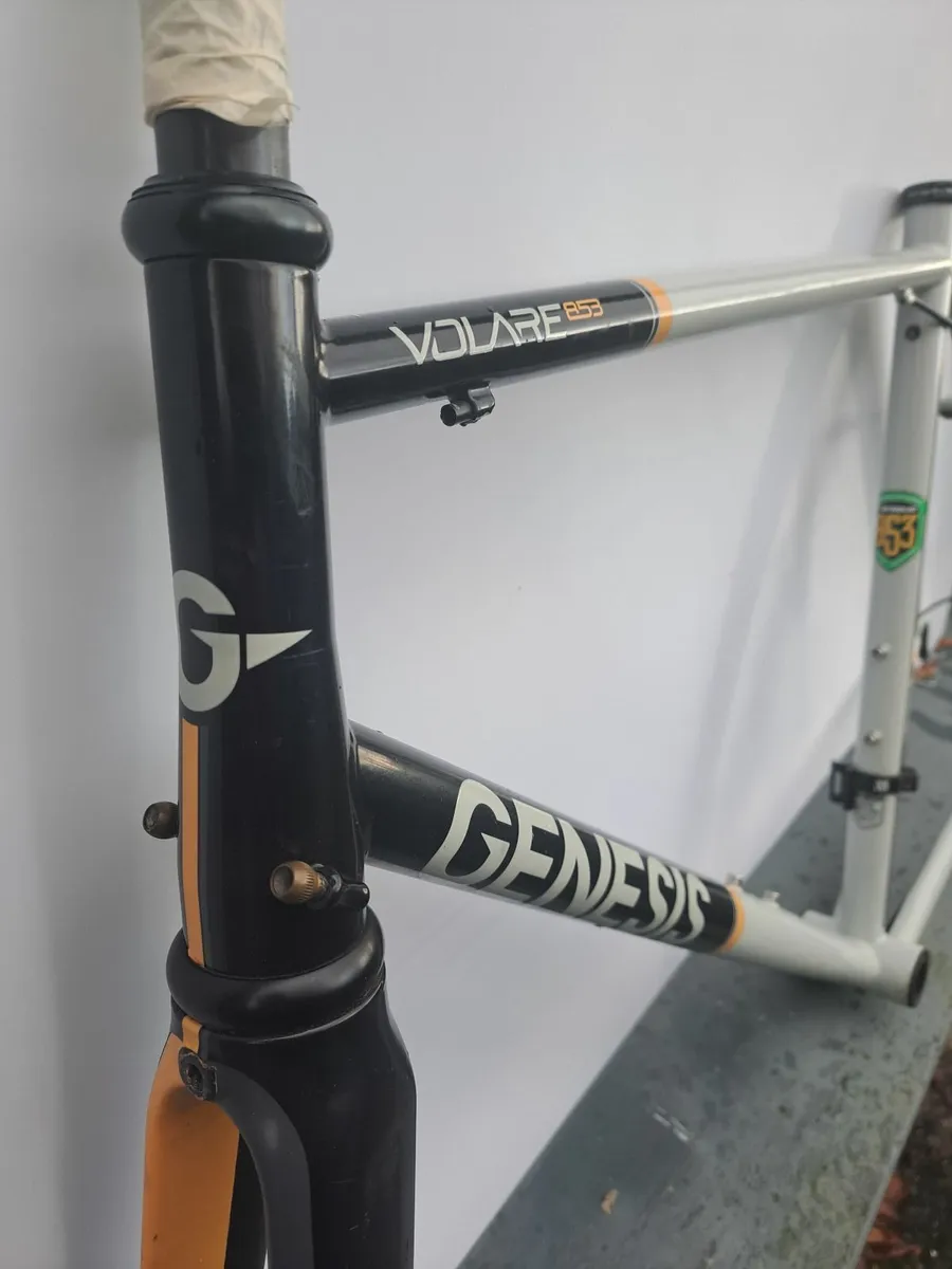Genesis volare 853 frame - Image 2
