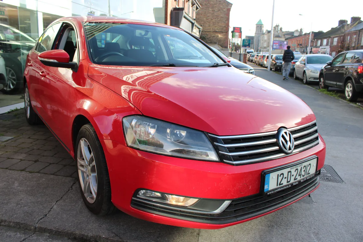 Volkswagen Passat 1.4 TSI AUTO 2012 - Image 1