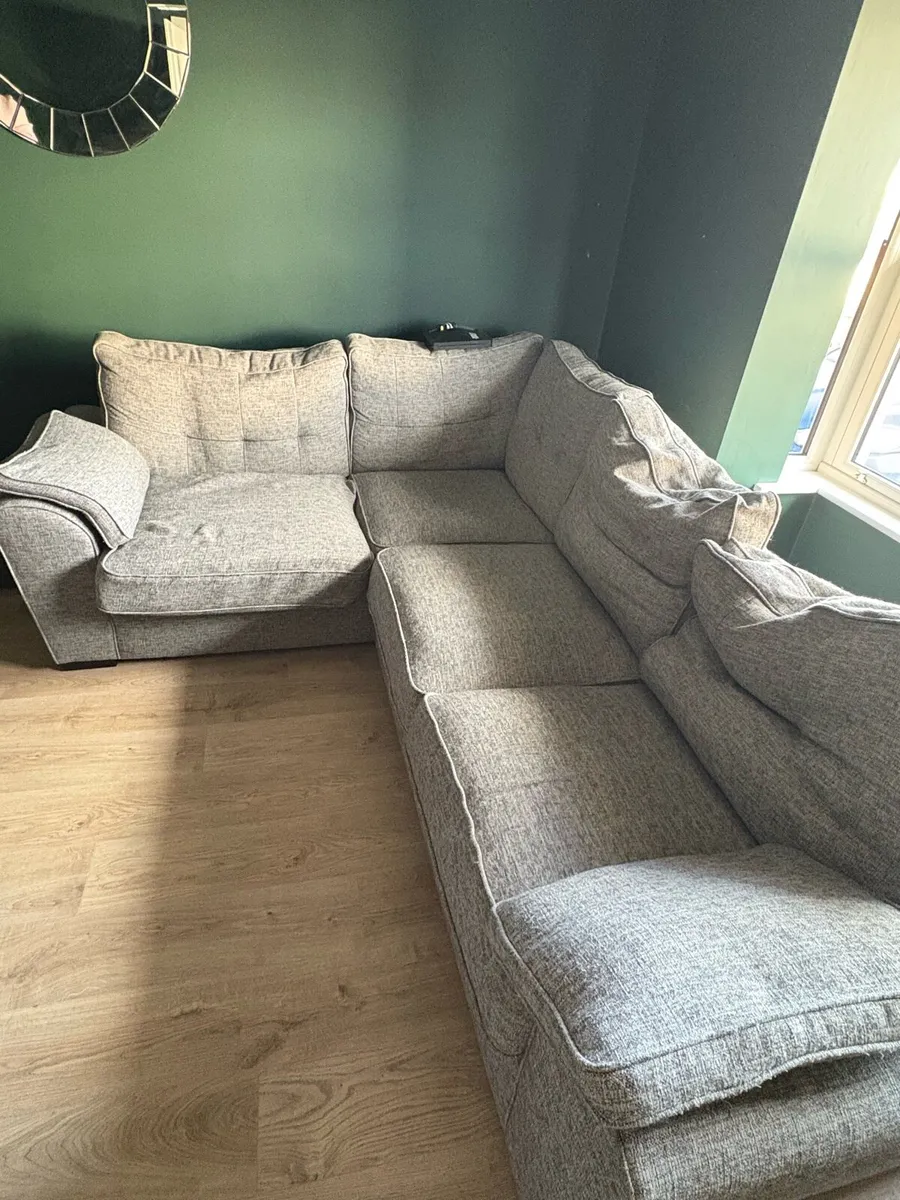 L shaped soa - Image 1