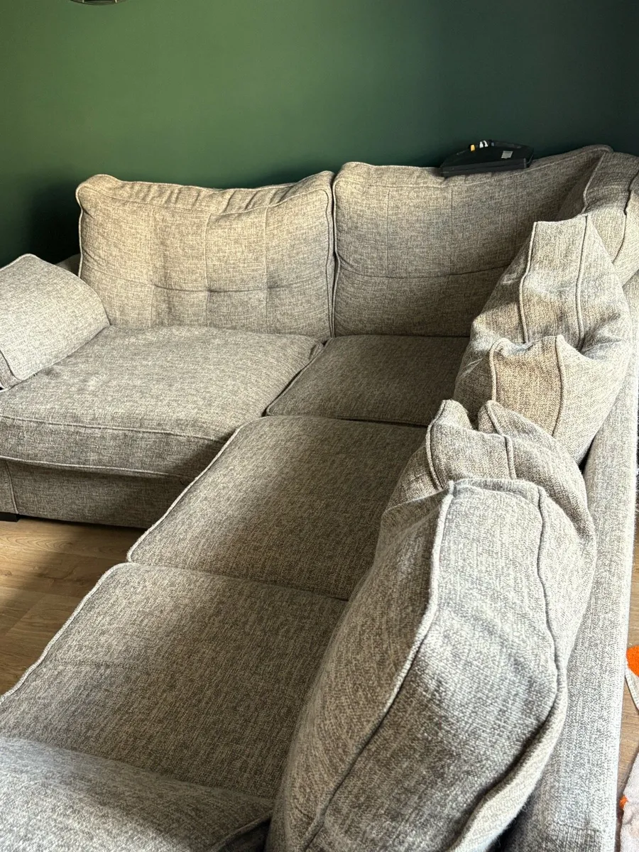 L shaped soa - Image 3