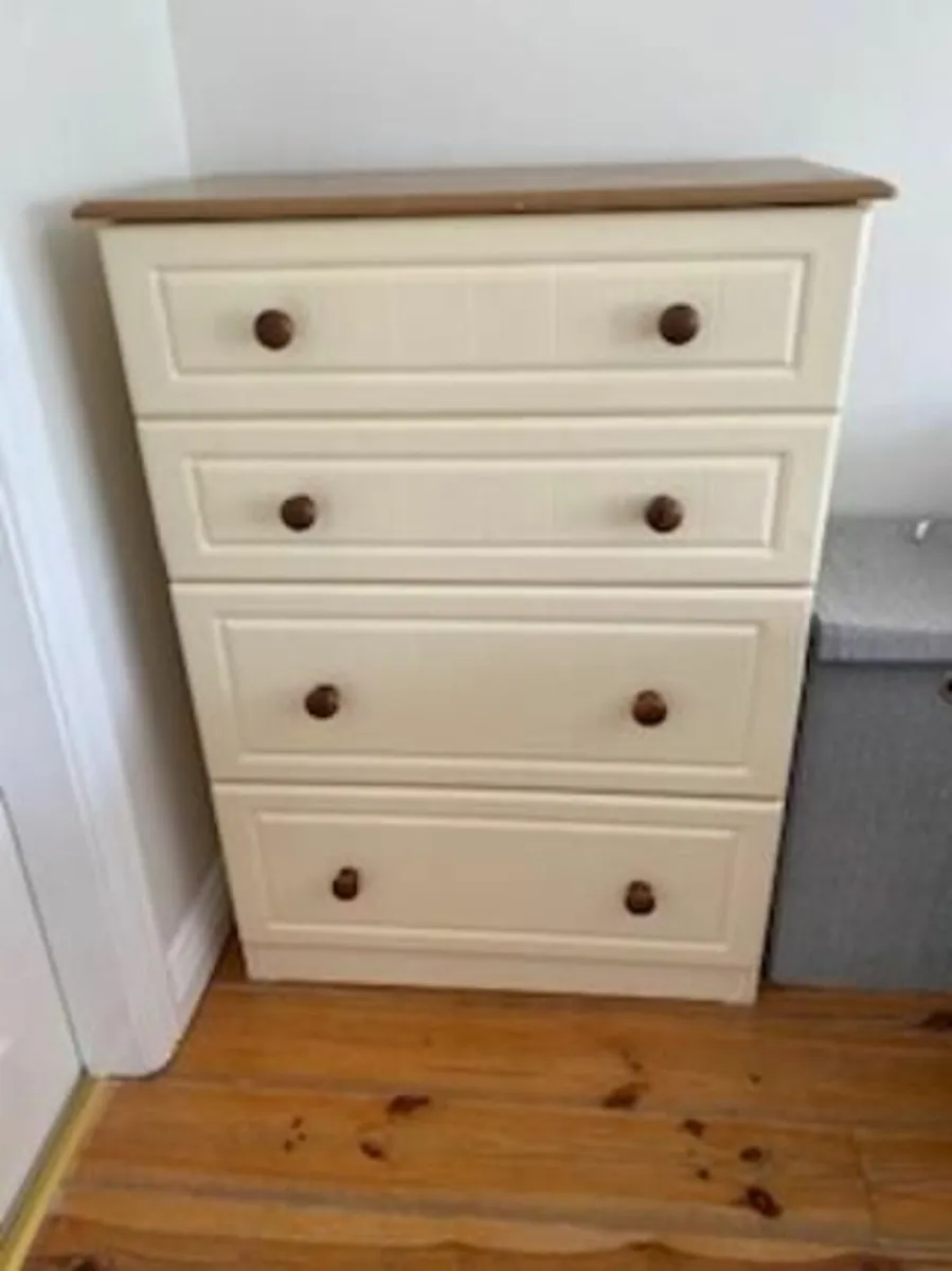 Single Bed - Image 2