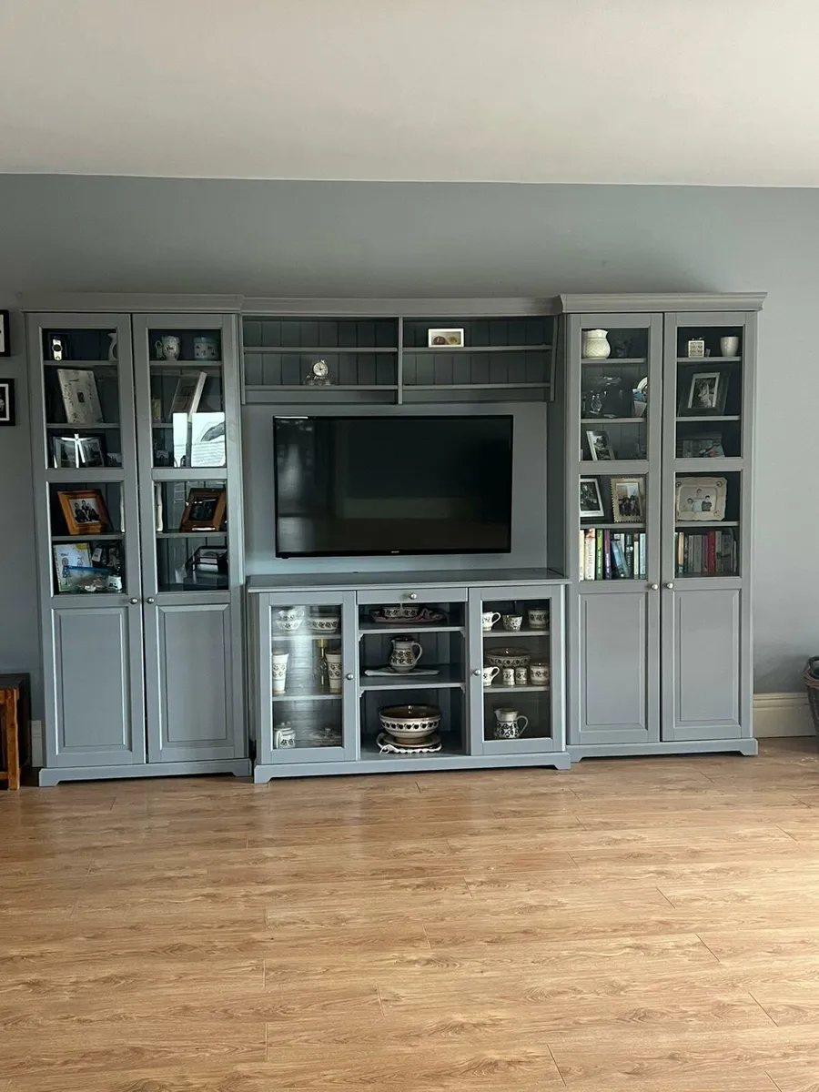TV display cabinet