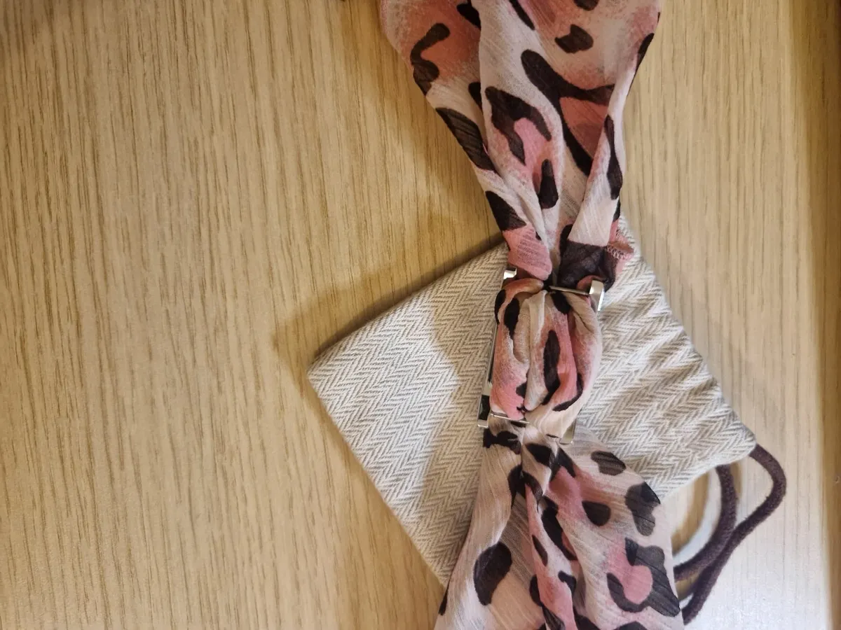 MCK ladies women watch - Image 2