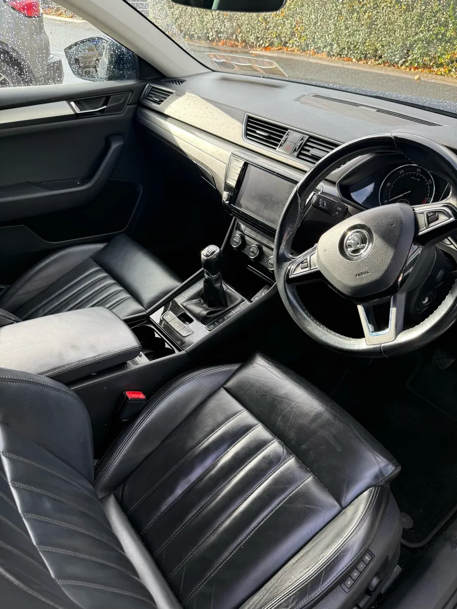 2016 Skoda Superb 2.0D SE L EXECUTIVE - Image 3