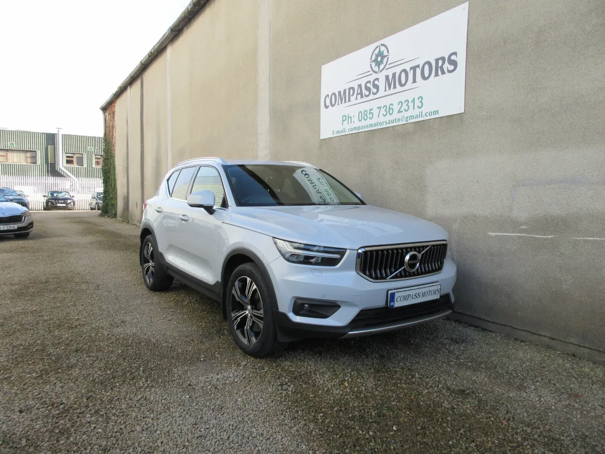 2021 VOLVO XC40 T5 RCHARGE INSCRIPTION PRO - Image 1
