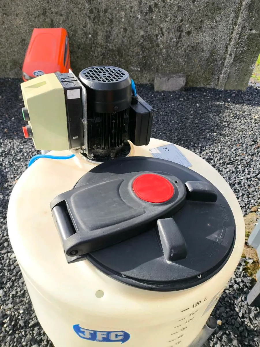 Milk kart with motorised mixer - Image 4