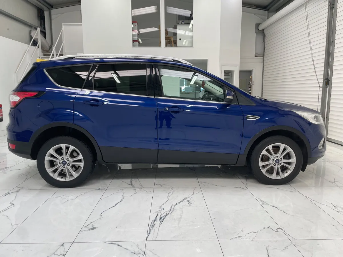 Ford Kuga 2017 - Image 2