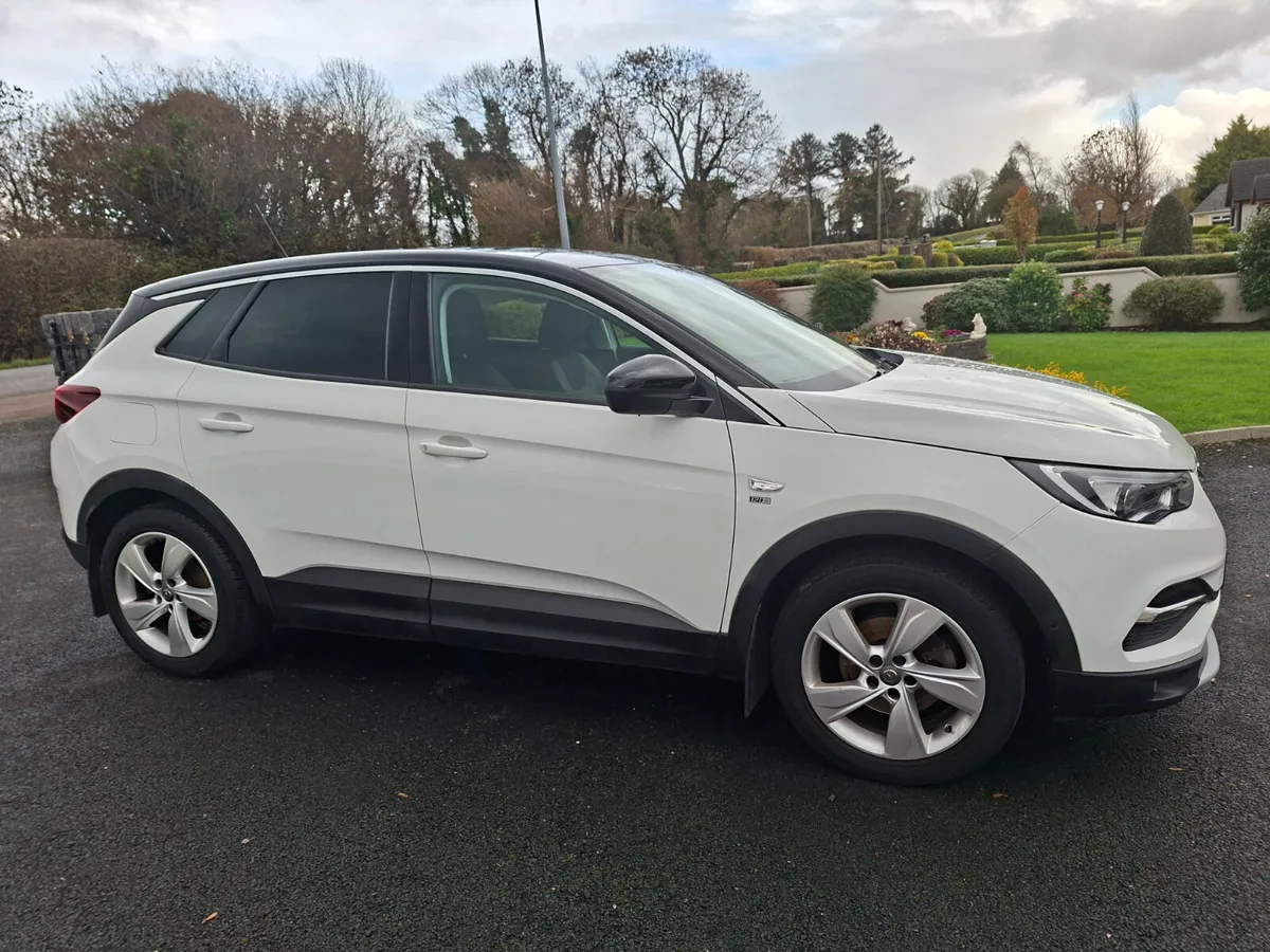 Opel Grandland X 2020 - Image 1
