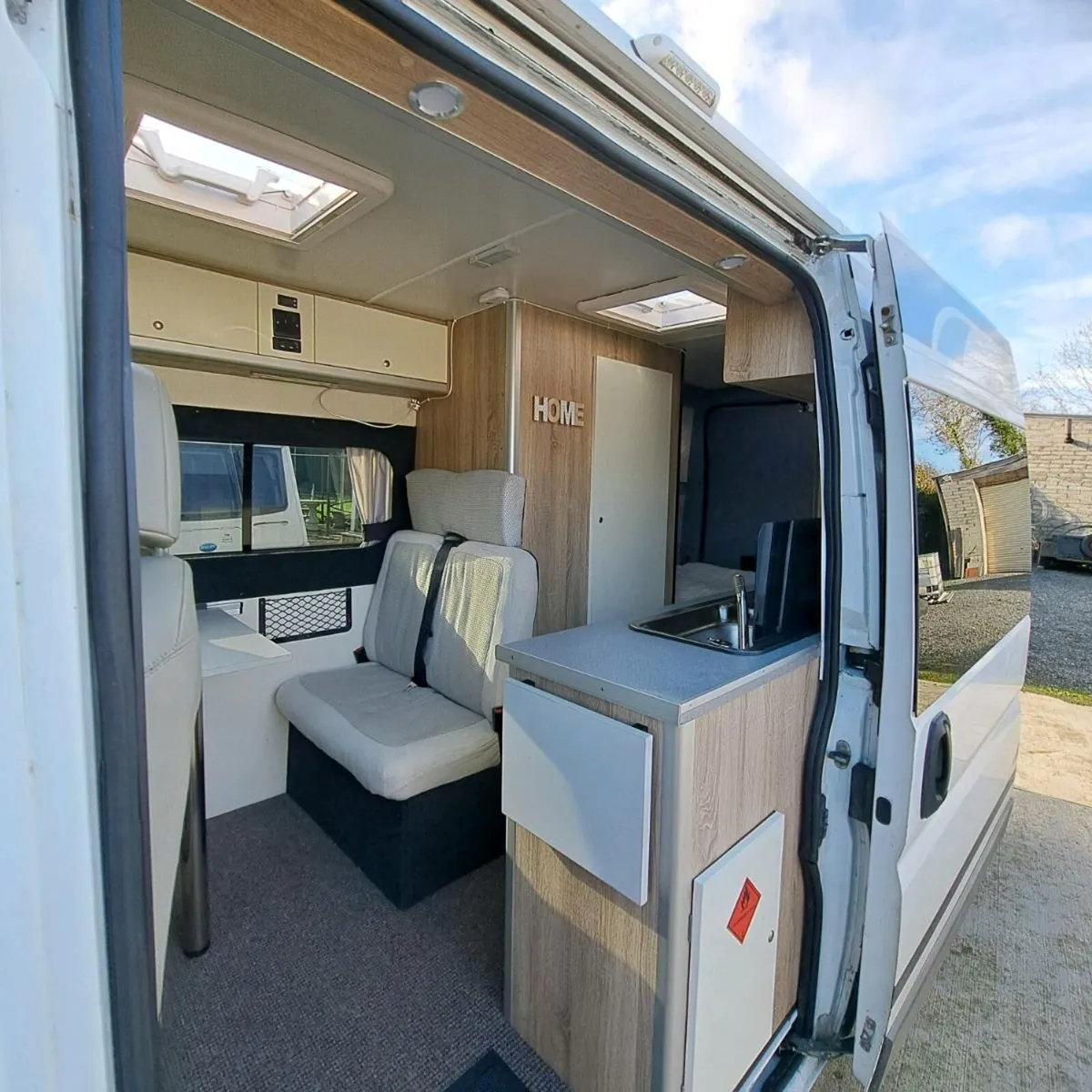 2012 camper - Image 4