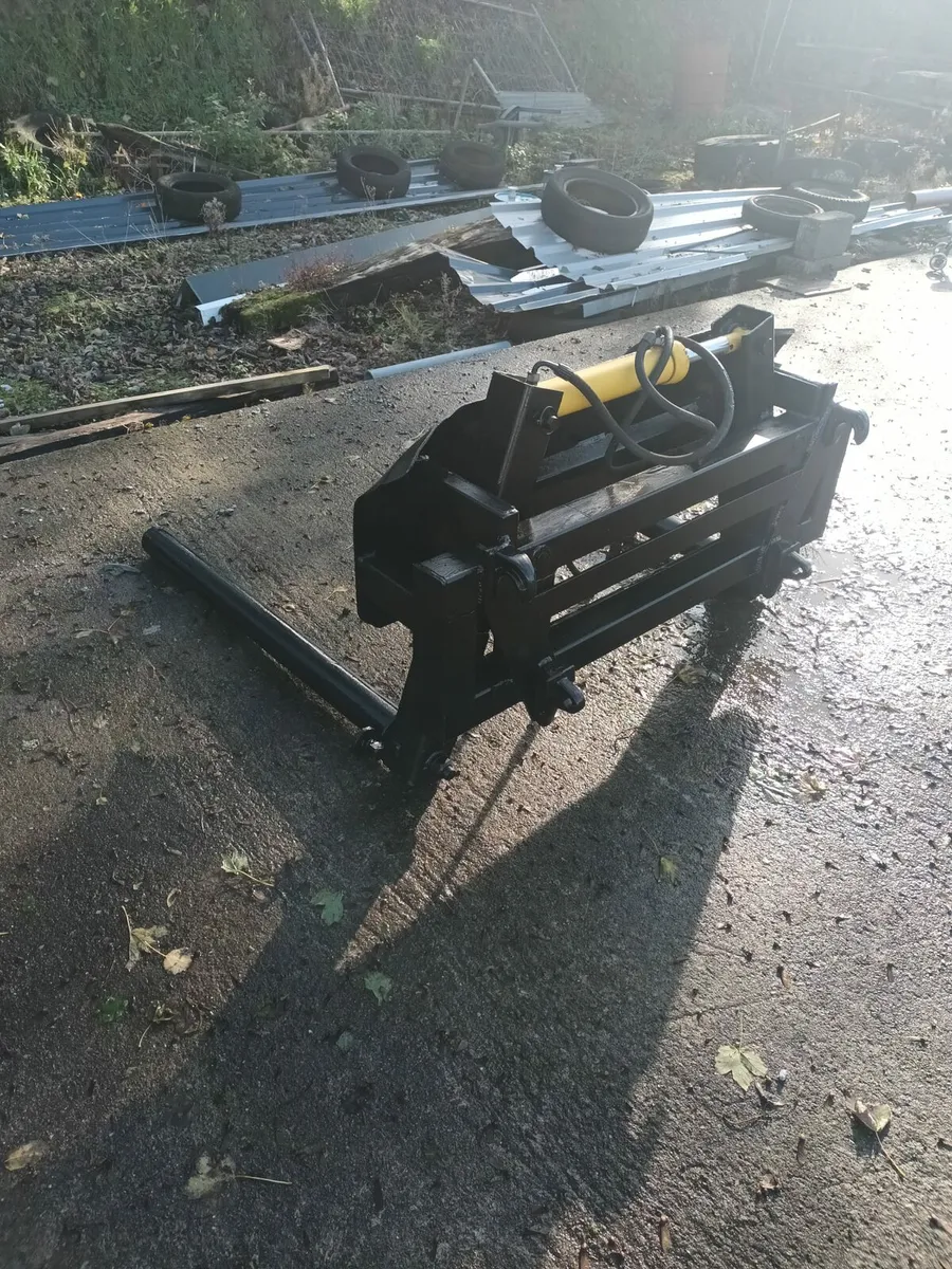 Rossmore bale handler - Image 2