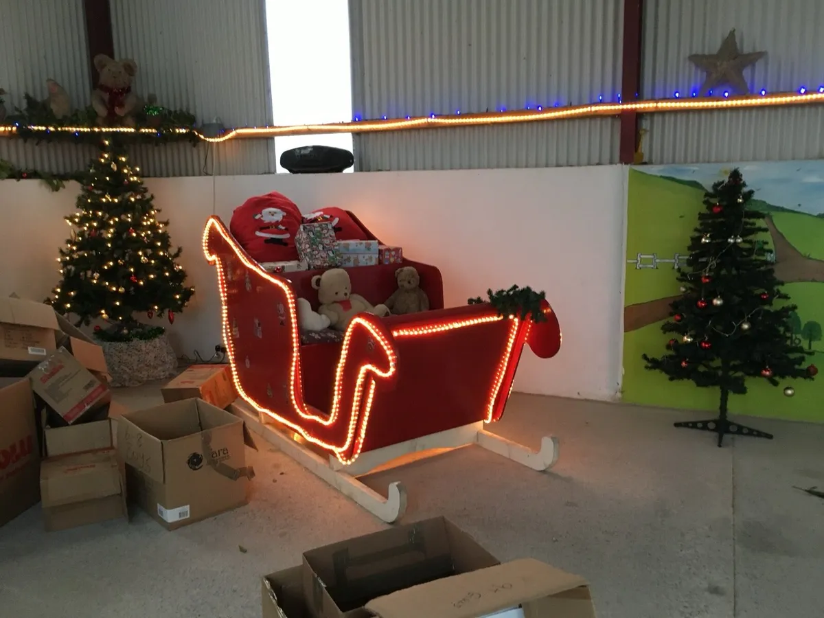Santa’s Sleigh - Image 4
