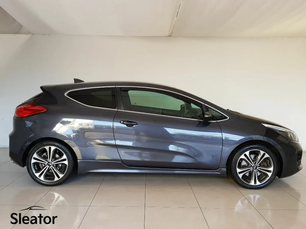 Kia ProCeed GT Line SAM 3DR - Image 2