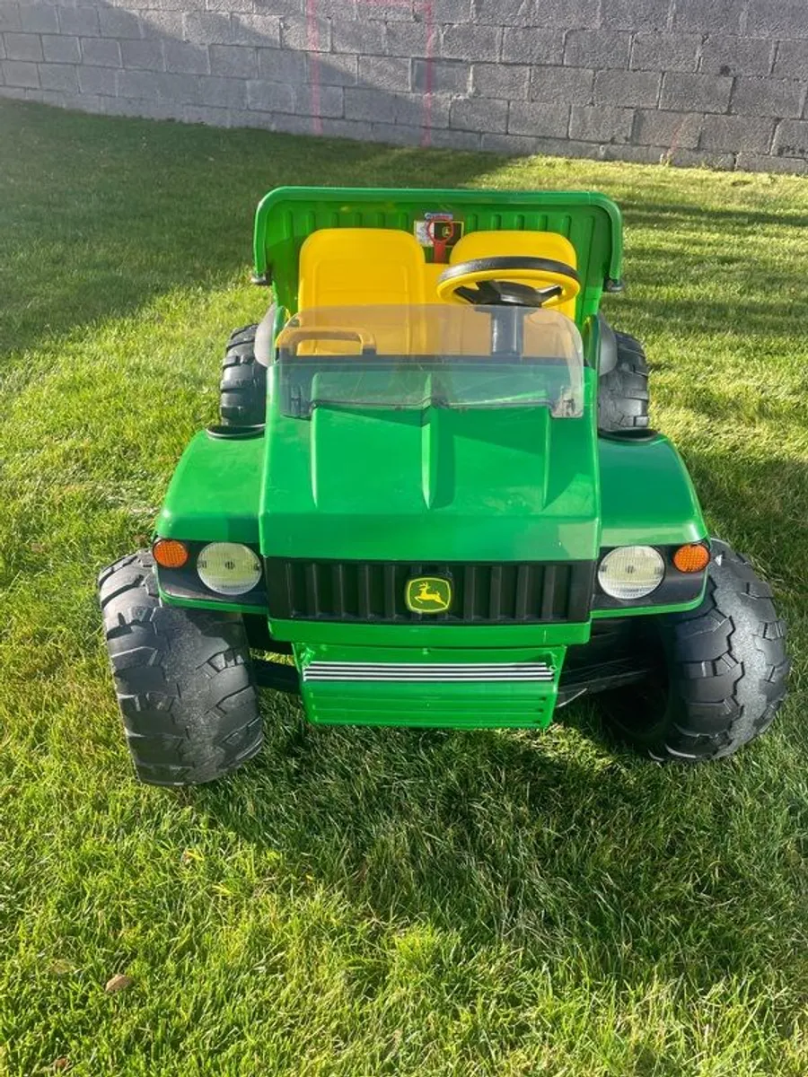 John Deere Gator Ride On - Image 2