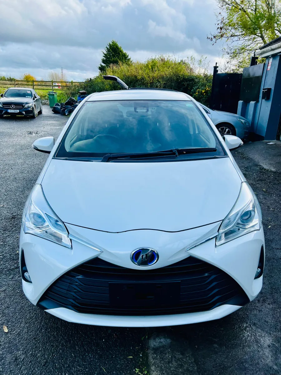 TOYOTA VITZ 2018 1.5L AUTOMATIC PETROL HYBRID - Image 2