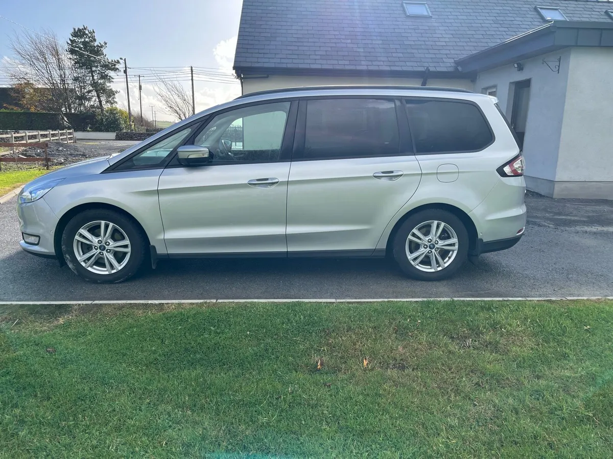 Ford Galaxy 7 seats 2017 - Image 4