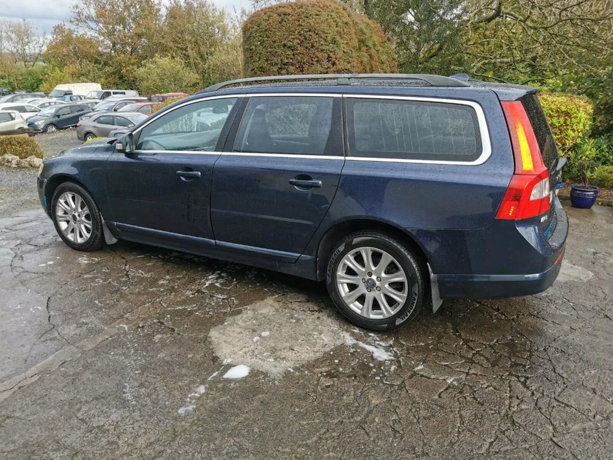 10 Volvo V70 2.0 Diesel NCT March 2026 - Image 3