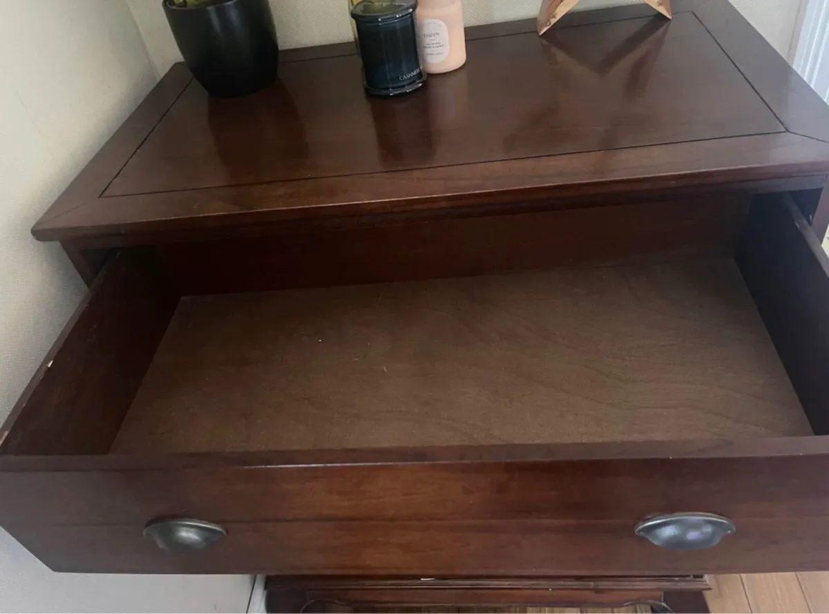 Chest of drawers - Image 2